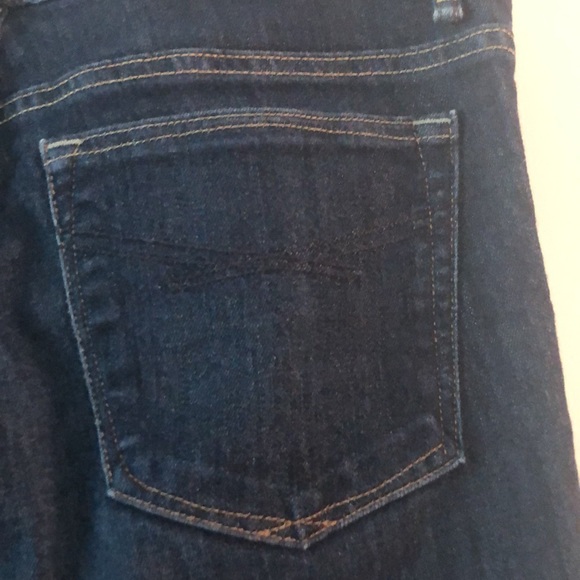 Gap jeans 1969 size 27/4p in like new condition - Picture 6 of 8